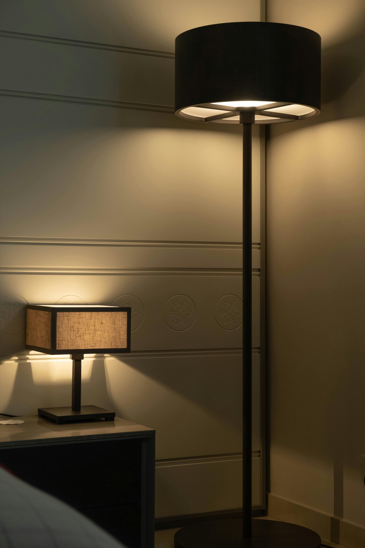 How to Layer Lighting for a Cozy Home